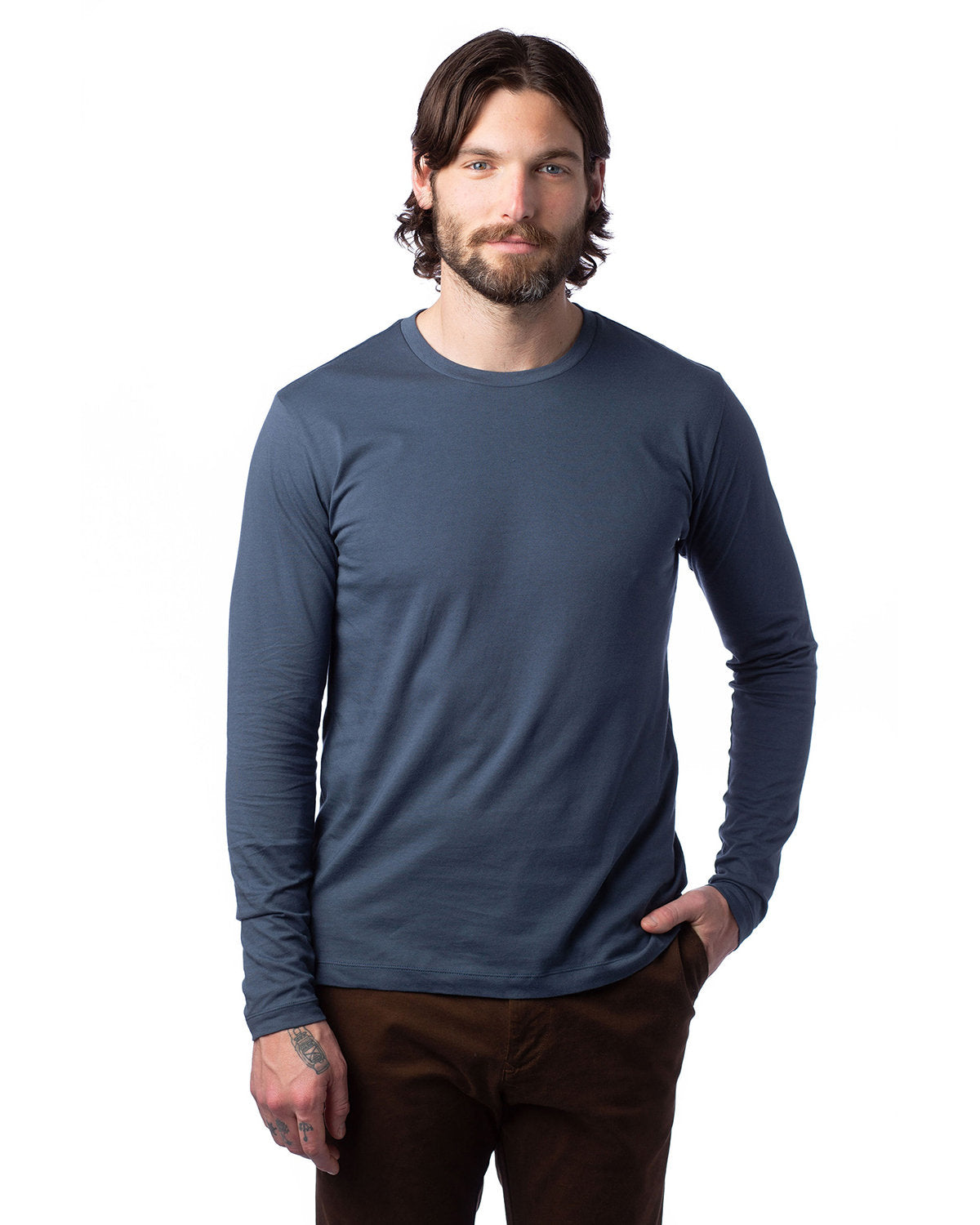 Alternative Unisex Long-Sleeve Go-To-Tee T-Shirt: Classic Comfort, Extended Style