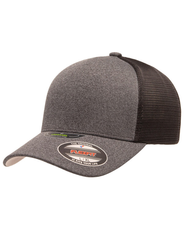 Flexfit Unipanel Cap: Sleek Simplicity and Versatile Style - Image 9