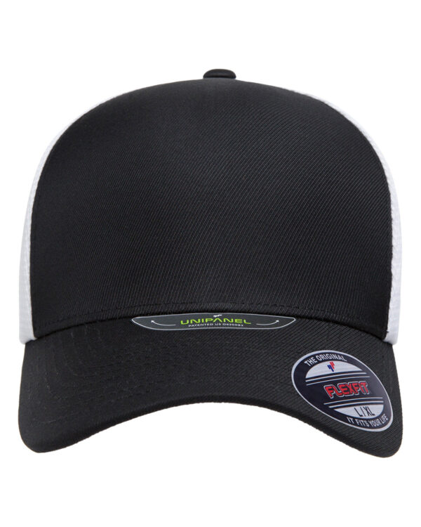 Flexfit Unipanel Cap: Sleek Simplicity and Versatile Style - Image 2