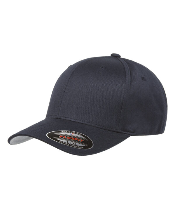 Flexfit Wooly 6-Panel Cap: Classic Comfort and Versatility - Image 4