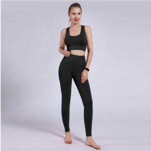 Hot-selling New Yoga Clothes Seamless Sports Peach Hips Fitness Pants Hip Pants Leggings Yoga Clothes Women's Suits