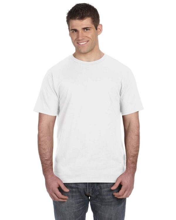 GET EFFORTLESS COMFORT AND VERSATILITY WITH THE GILDAN LIGHTWEIGHT T-SHIRT